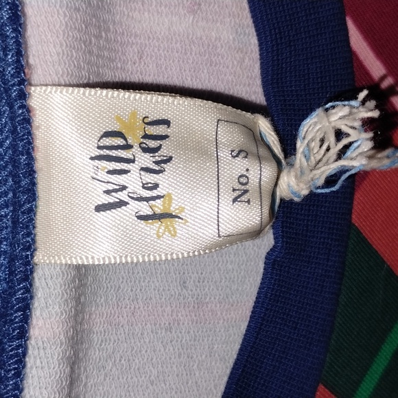 Long Sleeve Plaid Top - Picture 2 of 4